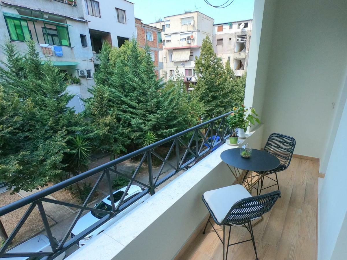 Roza'S Studio Tirana Center 外观 照片